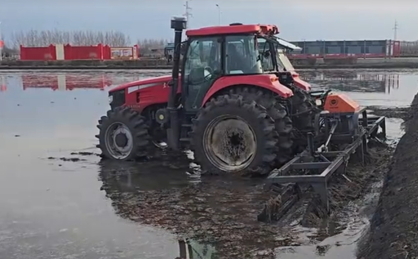 驰阳平刮刮平地机