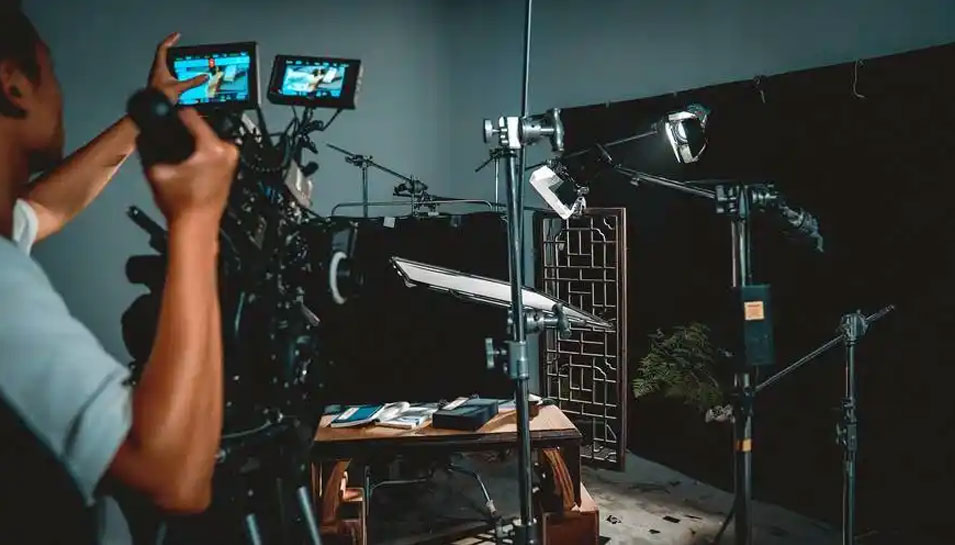 短视频团队爆款作战指南：蹭热点的正确姿势